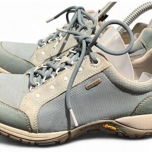 Dansko Peggy Waterproof Walking Shoes Vibram Sole EU 37